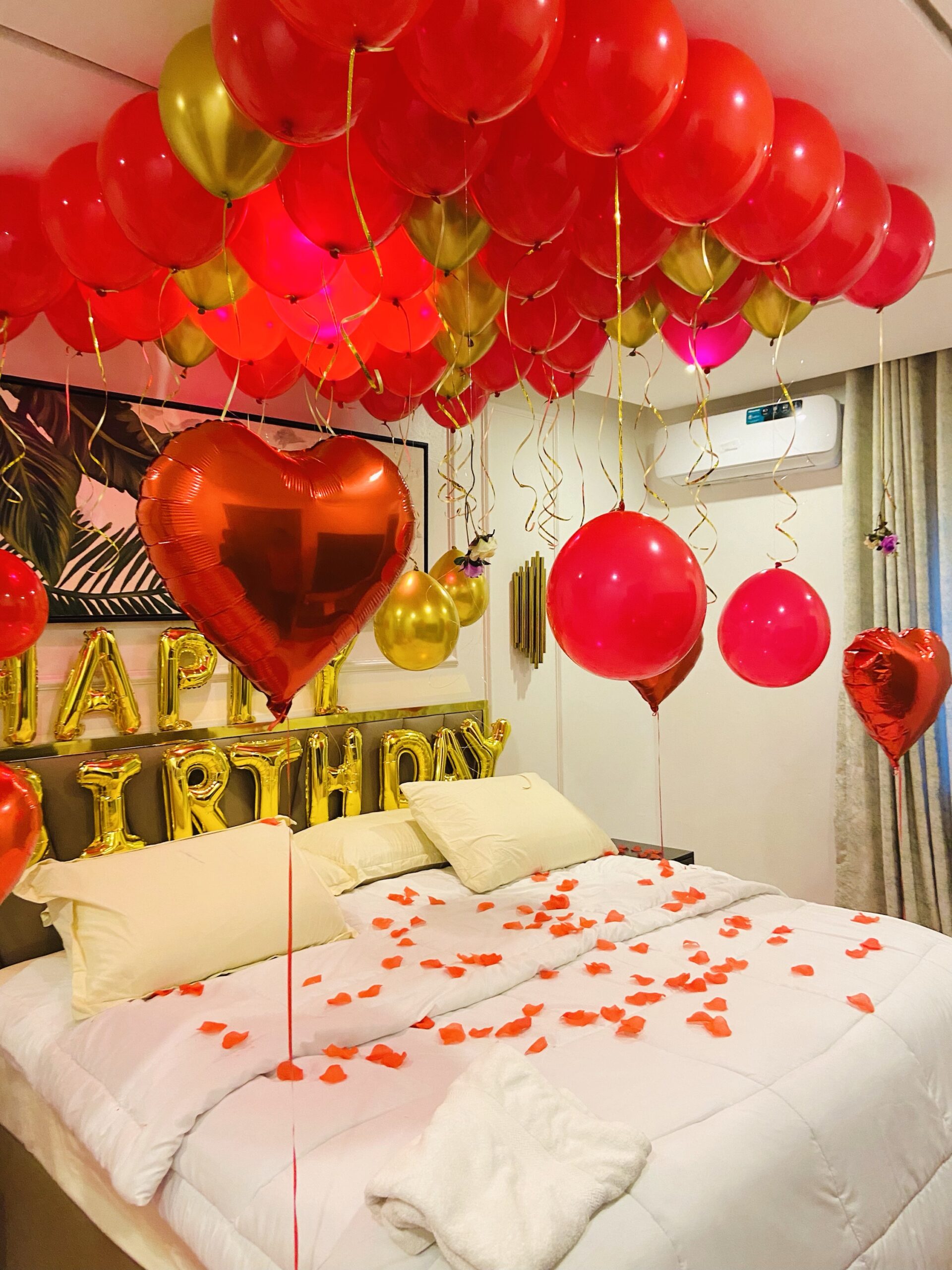 Birthday Decoration Birthday Party Room Décor at Home in Delhi near me