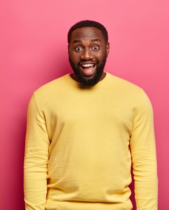 overjoyed-happy-dark-skinned-woman-man-laugh-from-something-positive-wear-casual-clothes-stand-against-yellow-pink-wall-express-good-emotions-ethnicity-mood-joy-concept_273609-42742 overjoyed-happy-dark-skinned-woman-man-laugh-from-something-positive-wear-casual-clothes-stand-against-yellow-pink-wall-express-good-emotions-ethnicity-mood-joy-concept_273609-42742