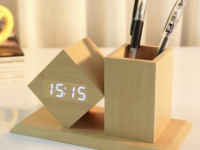 Wooden pen holder